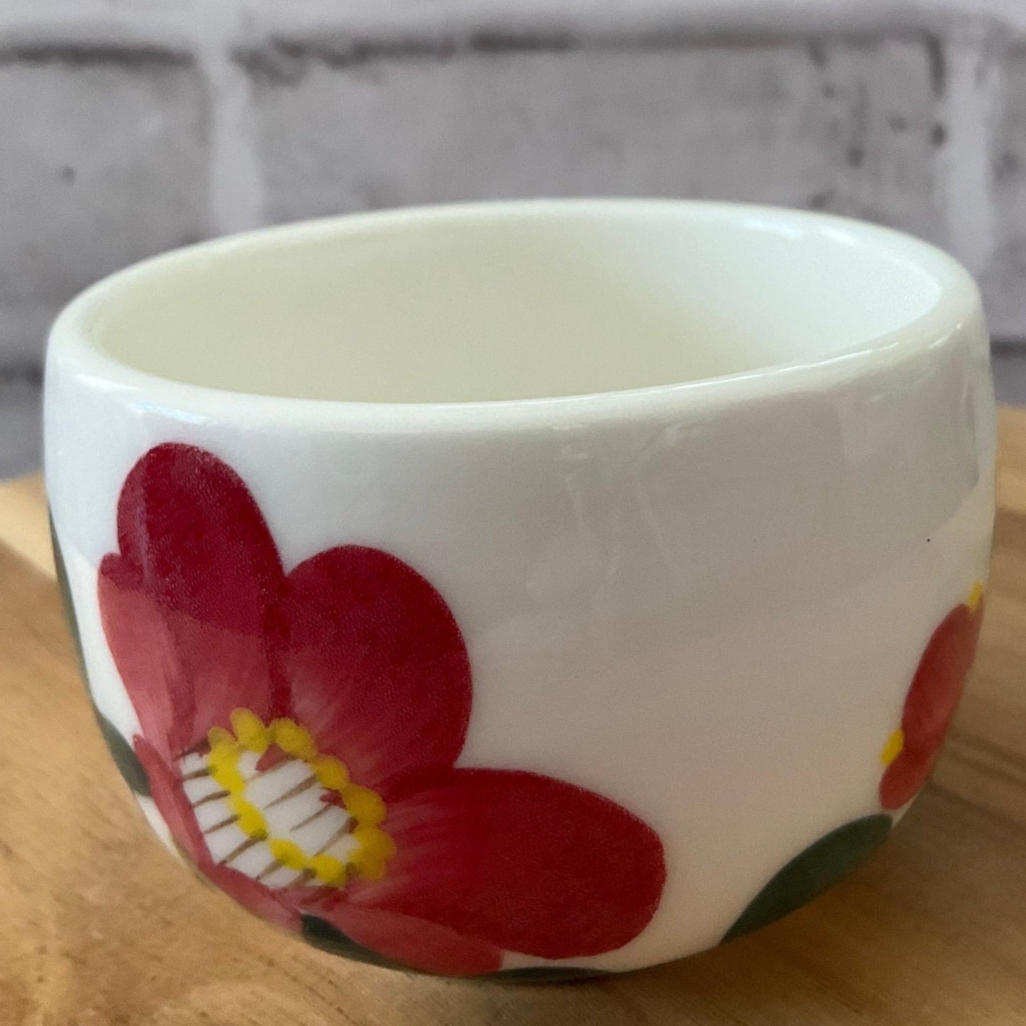 Camellia latte cup with saucer - café la maison J.