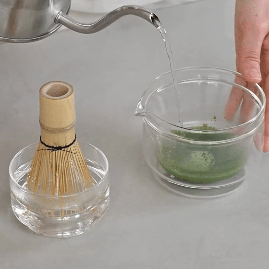 HARIO Chasen Stand Bowl - café la maison J.