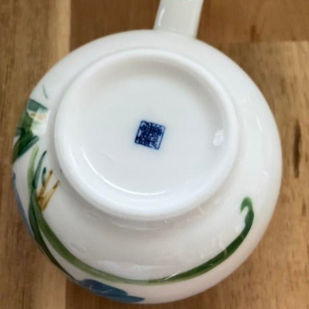 Iris latte cup with saucer - café la maison J.