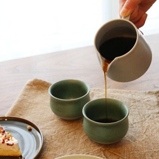 ORIGAMI Ceramic Coffee Server - café la maison J.