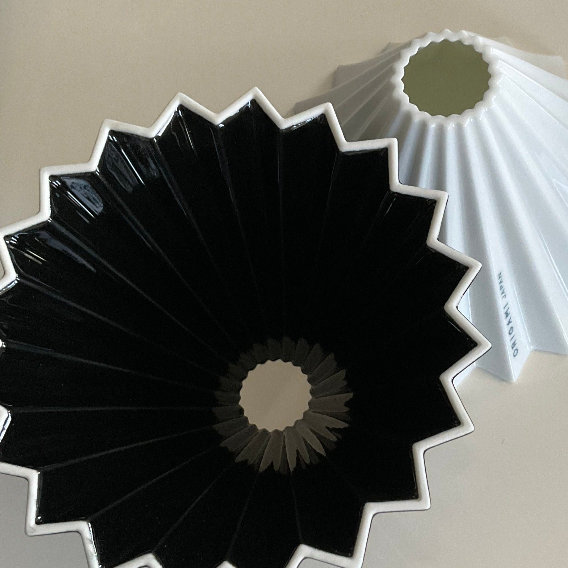 ORIGAMI Coffee Dripper M - café la maison J.