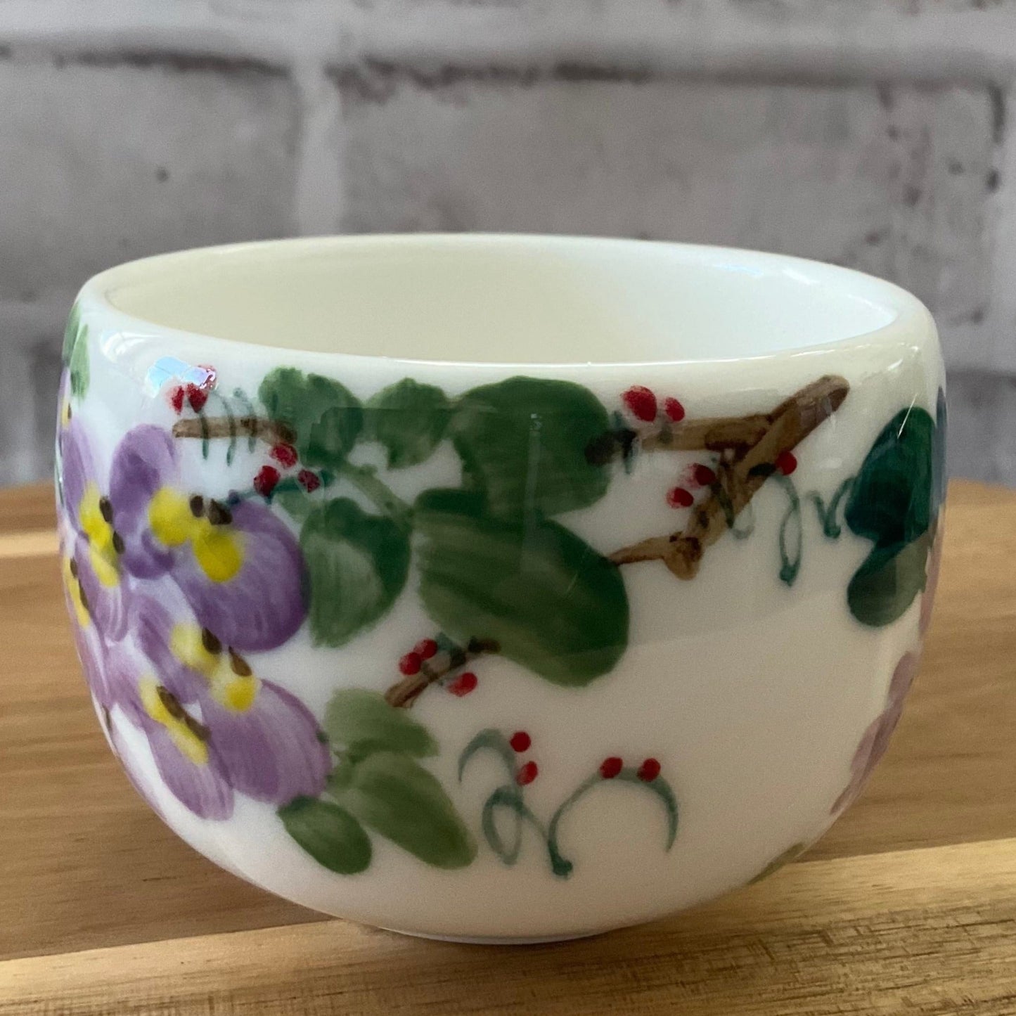 Wisteria latte cup with saucer - café la maison J.