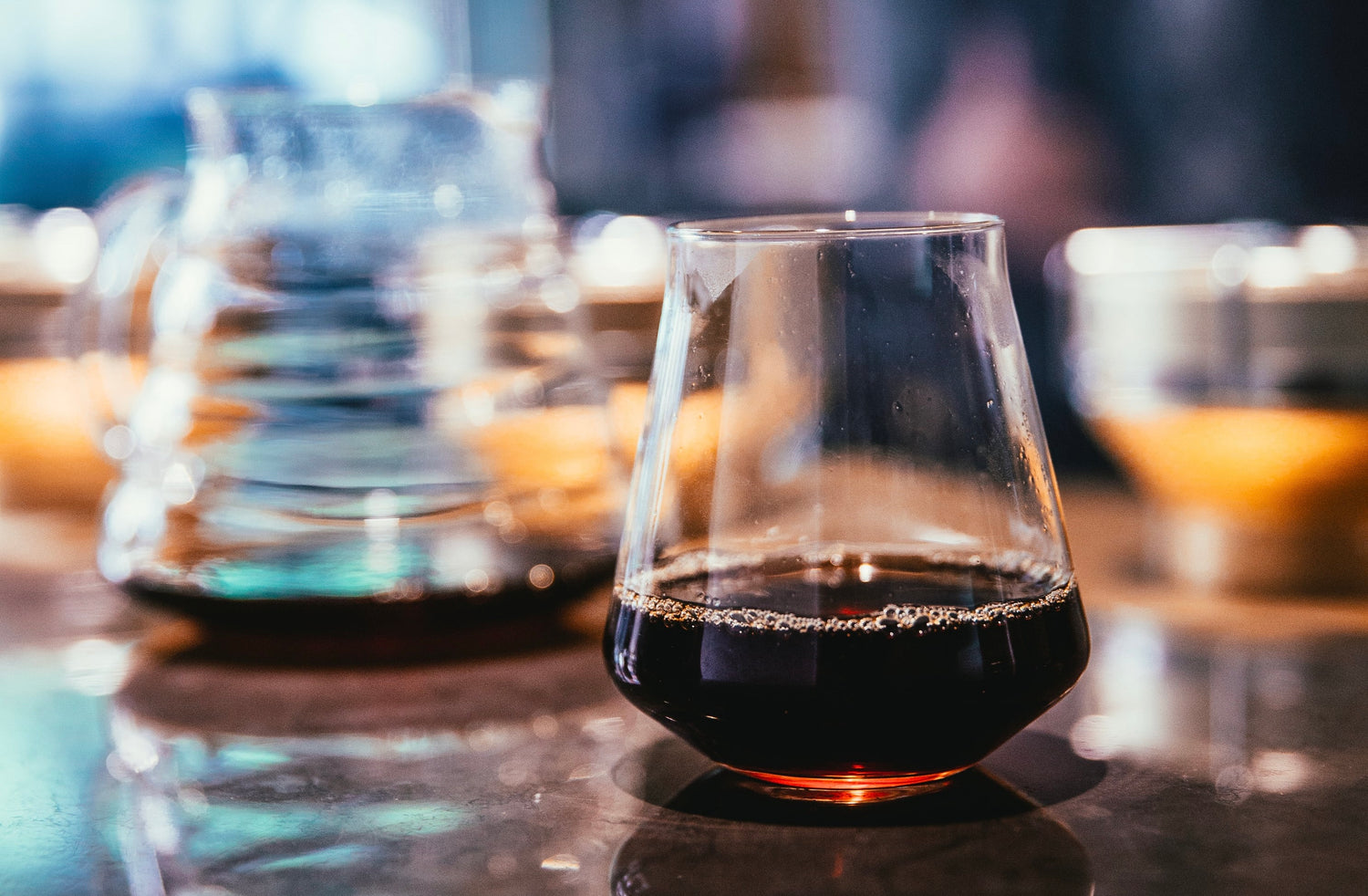 coffee process with glassware at cafe