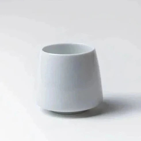 A white ORIGAMI Aroma Flavor Cup