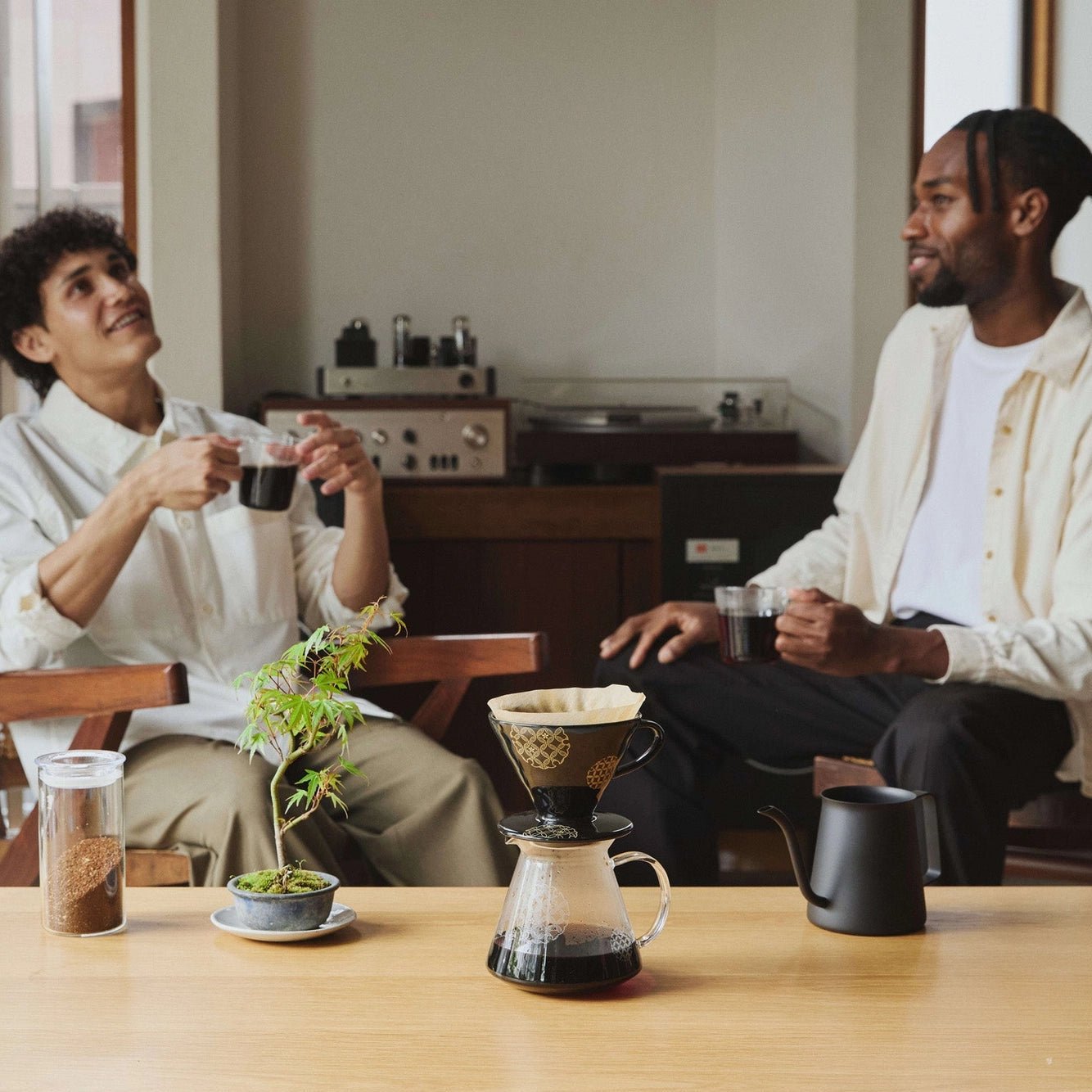 HARIO "Shippou" V60 Ceramic Dripper 02 - café la maison J.