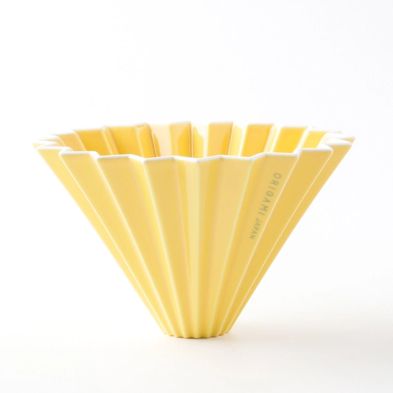 ORIGAMI Ceramic Coffee Dripper M - café la maison J.